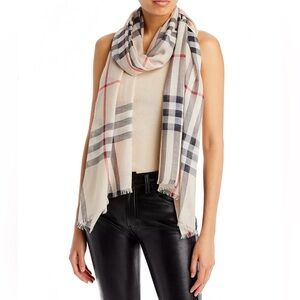 Burberry
Lightweight Check Wool & Silk Scarf
